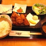 Fuuraibou - 若鶏唐揚げ定食800円