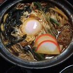 おかだや - 牡蠣入り味噌煮込みうどん近景。