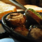 ミニヨンTOKYO - 砂肝とキノコ　アップ