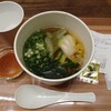 oumami HESTA SOUP STAND - 海老餃子緑野菜たっぷりスープとサービスのパンナコッタ