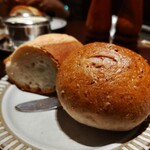 ステーキハウス リブルーム - パン