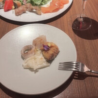 ERUTAN RESTAURANT BAR - 