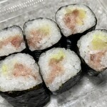 Onigiri Sushi Inada - トロたく巻