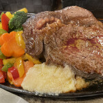 浜の家 - リブステーキ