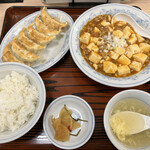 ぎょうざの満洲 - マーボ豆腐セット