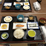 民宿ほら - 朝食です、白ご飯がとにかく上手い