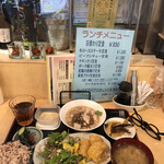 和洋旬菜のみや - 2022年6月23日の日替わり定食です、蓮根饅頭鶏そぼろ餡、とうもろこし天ぷら…玄米飯が美味しい