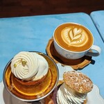 Petika sukemasacoffee - ■シュークリーム(あんこ生クリーム)
                ■かぼちゃプリン
                ■カフェラテ