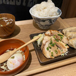 肉汁餃子のダンダダン - 