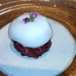 WAGYU YAKINIKU IBUSANA - いぶさな牛のタルタル、穂紫蘇