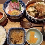 どんぶり居酒屋 喜水丸 - 揚げ出し豆腐と刺身定食