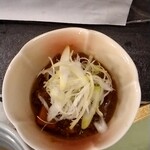 国産のお酒と小料理 きらく家 - この日はモツ煮がつきました。