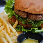 Dino DINER - DDキングバーガー＆ポテト￥1,980