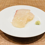 Taku zushi - ヒラメの白醤油