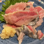 Robata Daibou - 生イワシ(大)(600円)