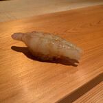 鮨 さかい - ボタンエビ