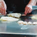 Okonomiyaki Mitchan Sohonten - 鉄板 手際良し