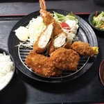 おかやま食堂 - 上ミックス定食(1716円税込)