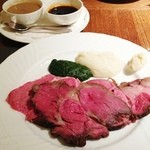 モンマルトル - （2013.5.29）ローストビーフ＆ブッフェ