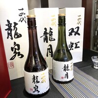 日本料理 TOBIUME - ◎キャー、キャー、十四代入手困難な高級酒の揃い組。これをペアリングで出されるお店は、こちらだけでしょ、嬉しい。^^ 他では絶対頂けないですね。 ネットでこの3本を検索すると、ものすごいお値段ですヨ。入手も超超困難。