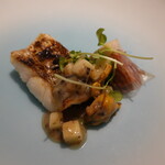 レミニセンス - 魚：太刀魚、えびいものフリット、生ハム、ムール貝