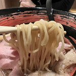 Menkyoku Icchan - 背脂醤油らぁ麺 850円