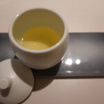 レミニセンス - 天の岩戸：湧き水を使ったコーチン出汁スープ