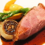 レストラン バカール - カットしたシャラン鴨（2011/9）