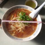 カトリ食堂 - 味噌ラーメン　750円　丼の直径21cm
