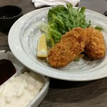 浪花創作ダイニング 食いしん坊 - 大粒牡蠣フライ