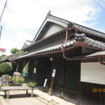 黒豆スイーツ&カフェ ささらい - 古民家ショップ共通入り口