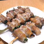 須賀乃湯 - 肉巻きネギ串（1本 200円）