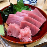 須賀乃湯 - バチマグロ中トロ刺（520円）