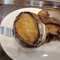 鉄板焼き 華粋 - 国産の黒あわび　大きい