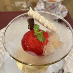 トゥ・ラ・ジョア イズム - 