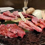 焼肉料理屋 南山 - 