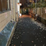 うどん山長 - 店への進入路