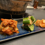 焼肉ホルモン 風土. - キムチ盛り合わせ 