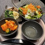 Yamagata Ushiyakiniku Gyuubee Souan - 前菜