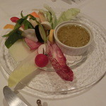 トラットリア ラ ブリアンツァ - 有機野菜のバーニャカウダでございます