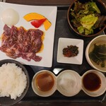 Yakiniku Kuramoto - ハラミランチ（1540円）