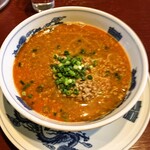 春華飯店 - 担々麺