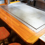 和助 - 鉄板で目の前で焼きます