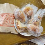 フルフル - 買ったパンの一部