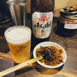 ラーメン工房 ふくや - ビールとちりめん辛し高菜