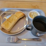 CAFE ＋α - モーニング　640円