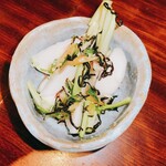 焼鳥どろまみれ - 白カブとみょうが　塩昆布和え