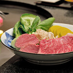 鉄板焼 けやき - 静岡そだちロースと黒毛和牛フィレ肉。