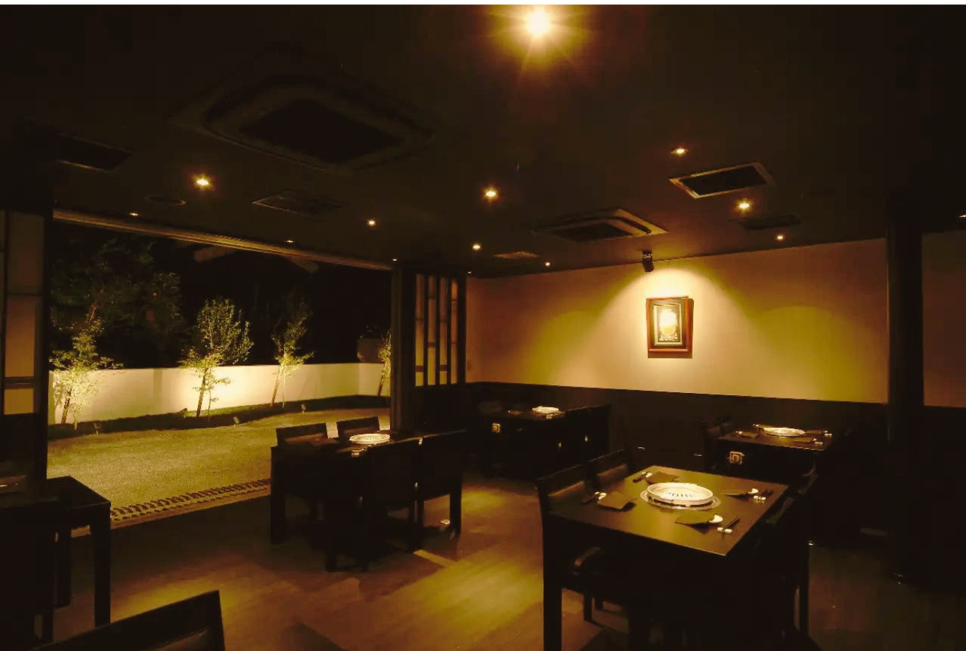 焼肉 八島丹山 行永店