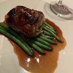 ル・マノアール・ダスティン - 豚足のポルト酒煮込み